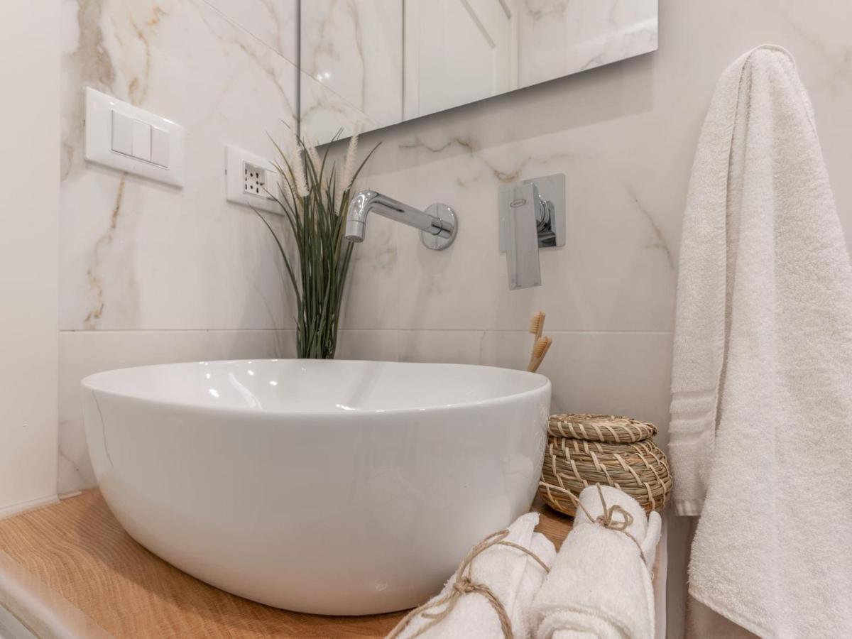 The Best Rent - Gorgeous One-Bedroom Apartment In Ticinese 밀라노 외부 사진